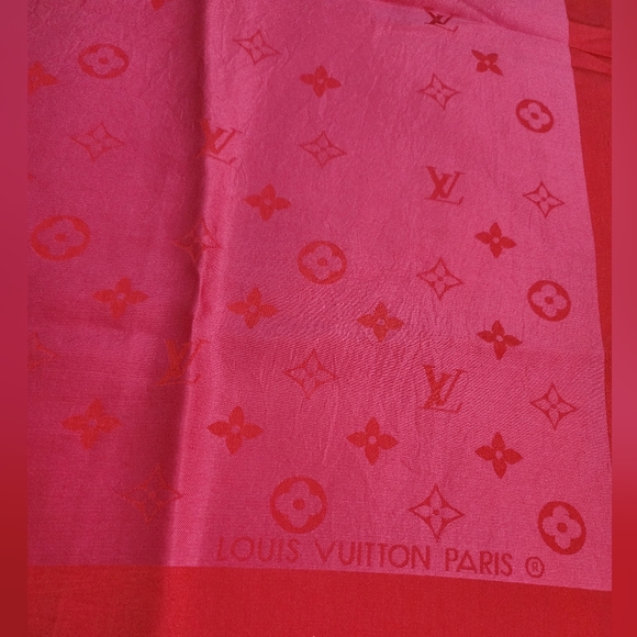 Auth Louis Vuitton Pink Silk Scarf - Picture 2 of 8